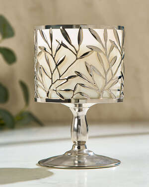 Vine Leaf Pedestal 3-Wick Candle Holder