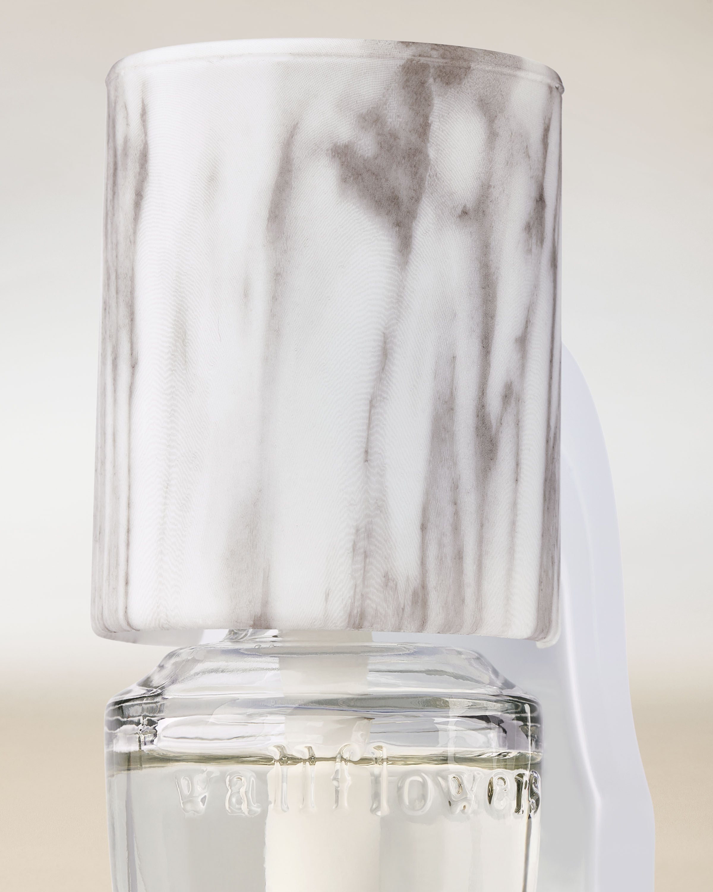 Marble Scent Control™ Wallflowers Fragrance Plug | Bath