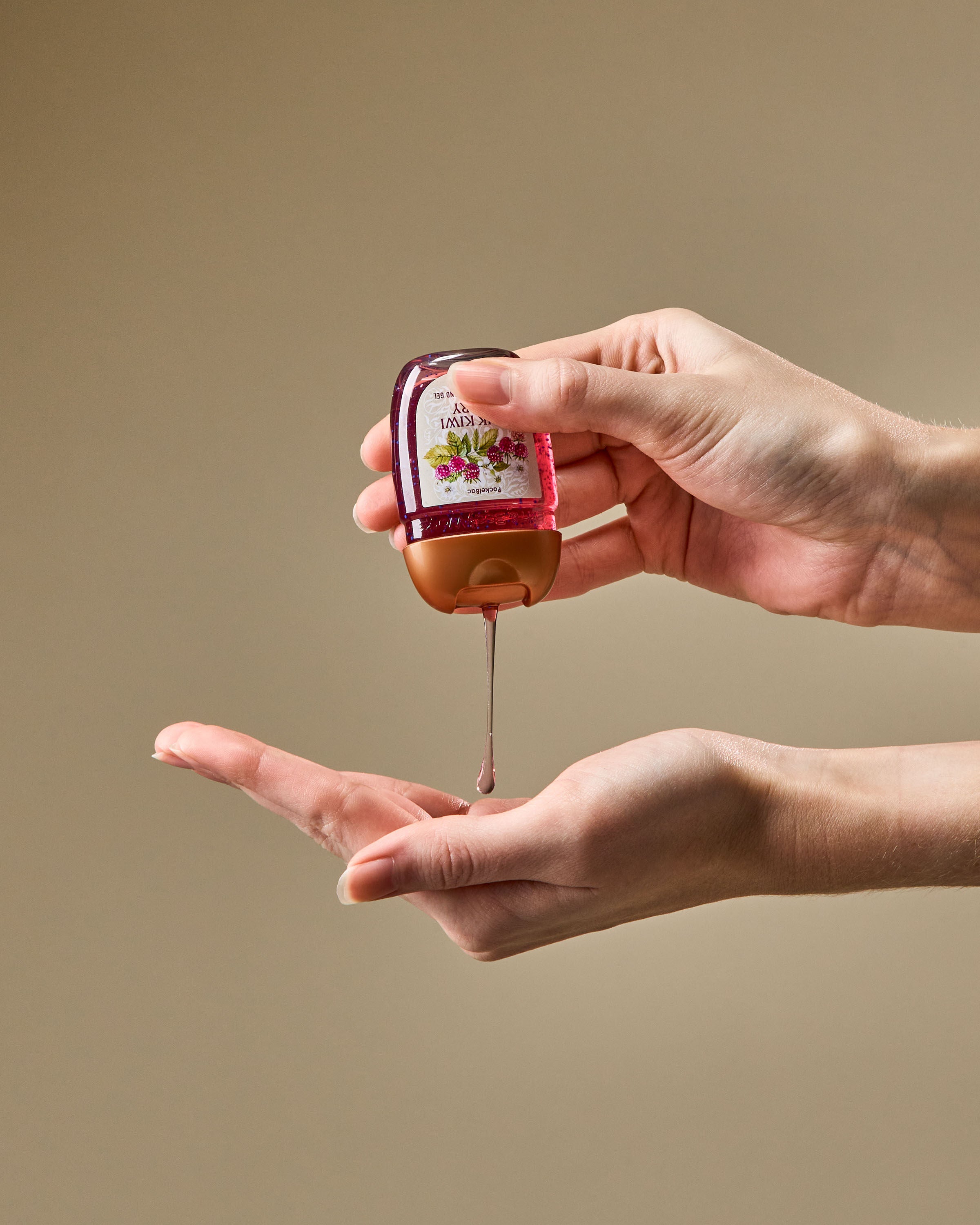 バギーワギー Pink Kiwi Berry PocketBac Hand Sanitizer | Bath & Body Works