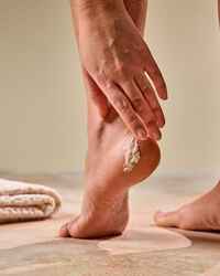 True Blue Spa Smoothing Foot Scrub