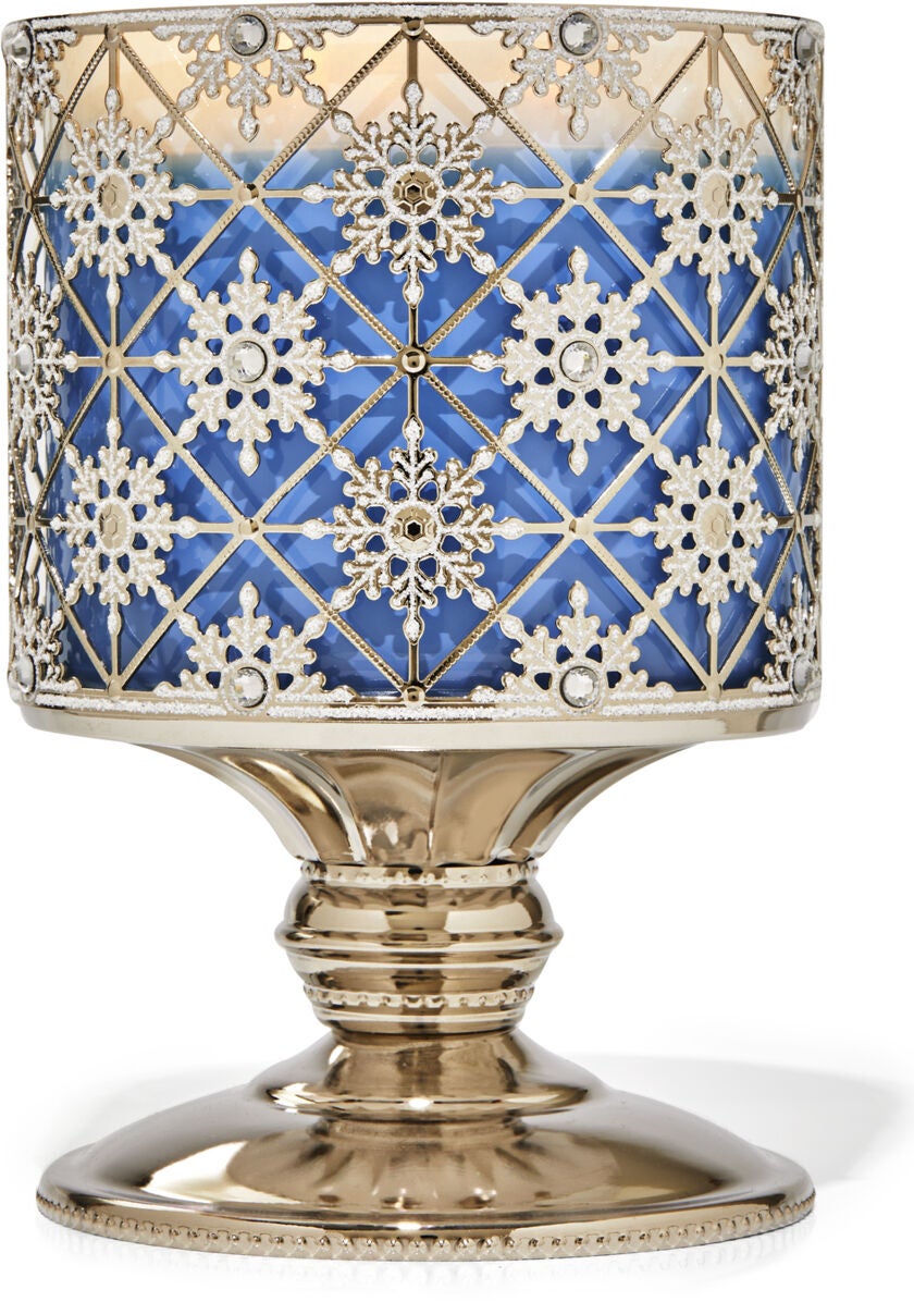 BATH BODY WORKS SNOWFLAKE SNOW GLOBE PEDESTAL 3 WICK CANDLE HOLDER