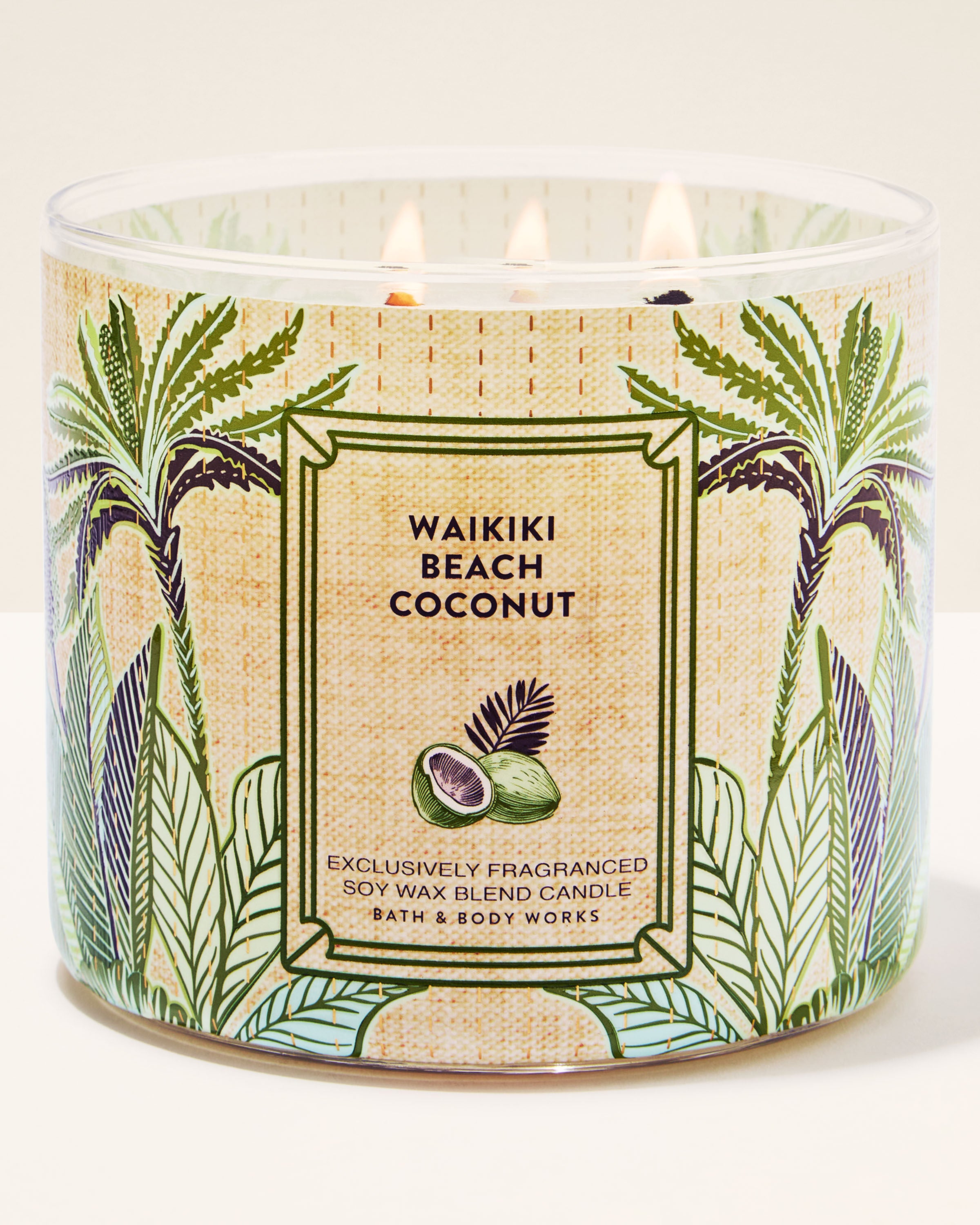 バスアンドボディーワークス ワイキキビーチココナッツ Waikiki Beach Coconut 3-Wick Candle | Bath & Body Works
