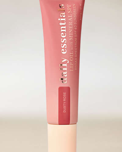 Dusty Pink Lip Oil with Mineral SPF 40