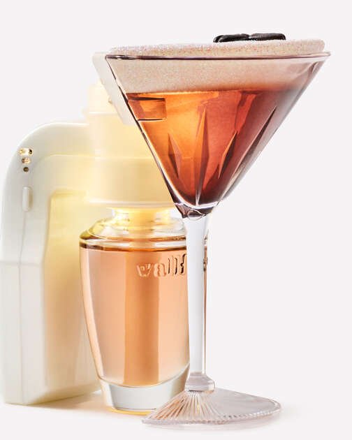 Espresso Martini Scent Control™ Nightlight Wallflowers Fragrance Plug