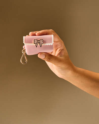 Scallop Bow Snap Case PocketBac Holder