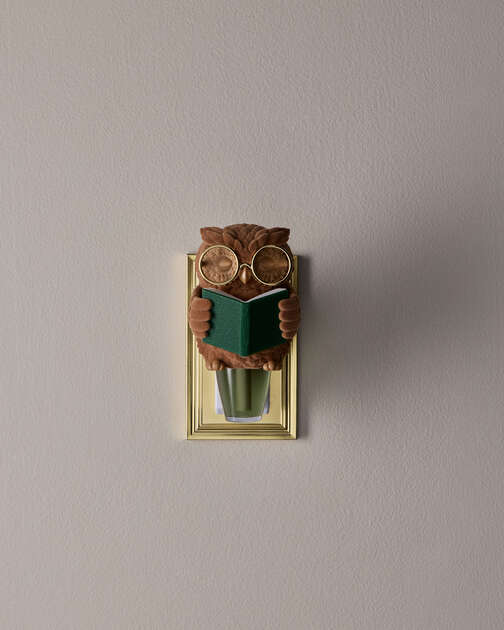Reading Owl Scent Control™ Wallflowers Fragrance Plug