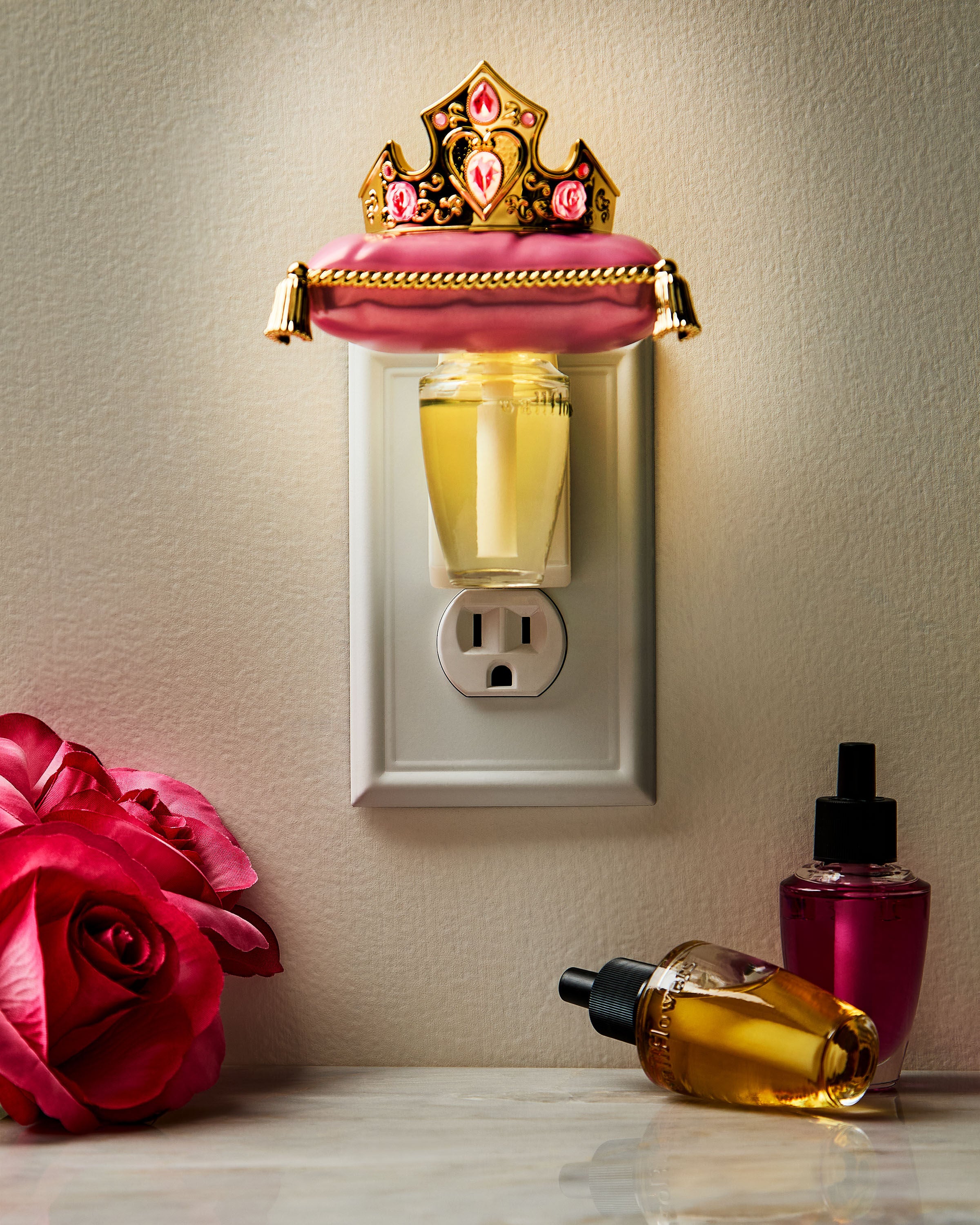 Aurora Nightlight Wallflowers Fragrance Plug | Bath & Body Works