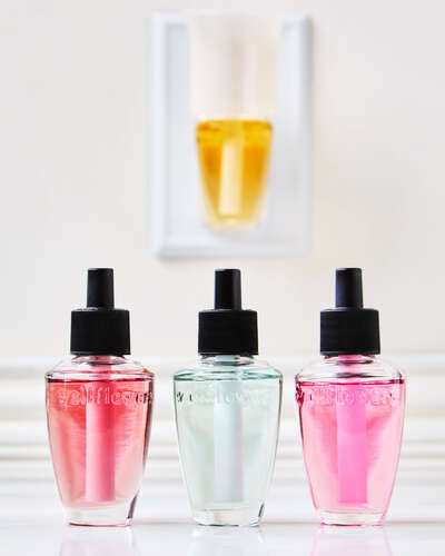 White Tea & Sage Wallflowers Refills 2-Pack