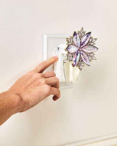 Crystal Burst Scent Control&trade; Nightlight Wallflowers Fragrance Plug