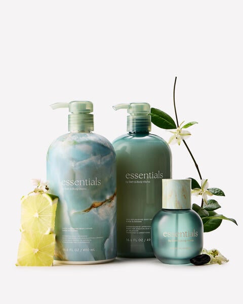 Suede Blossoms Ultra Hydrating Body Lotion