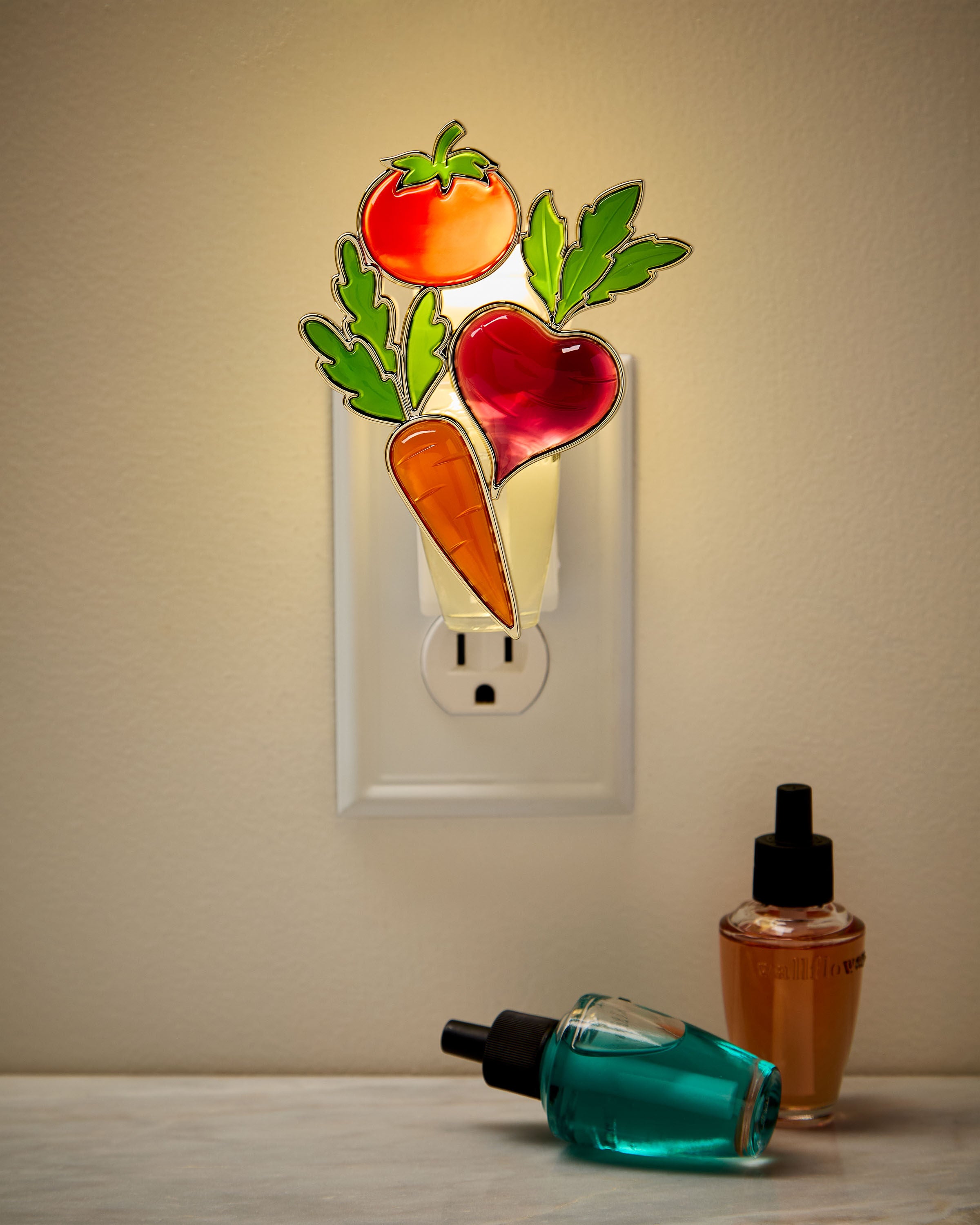 Veggie Cluster Scent Control™ Nightlight Wallflowers