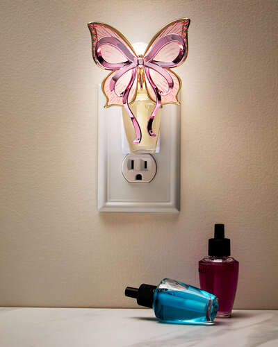 Bowterfly Scent Control™ Nightlight Wallflowers Fragrance Plug