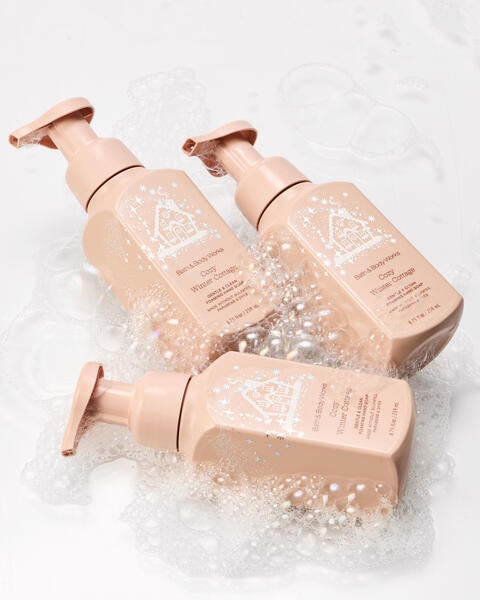 Cozy Winter Cottage Gentle & Clean Foaming Hand Soap
