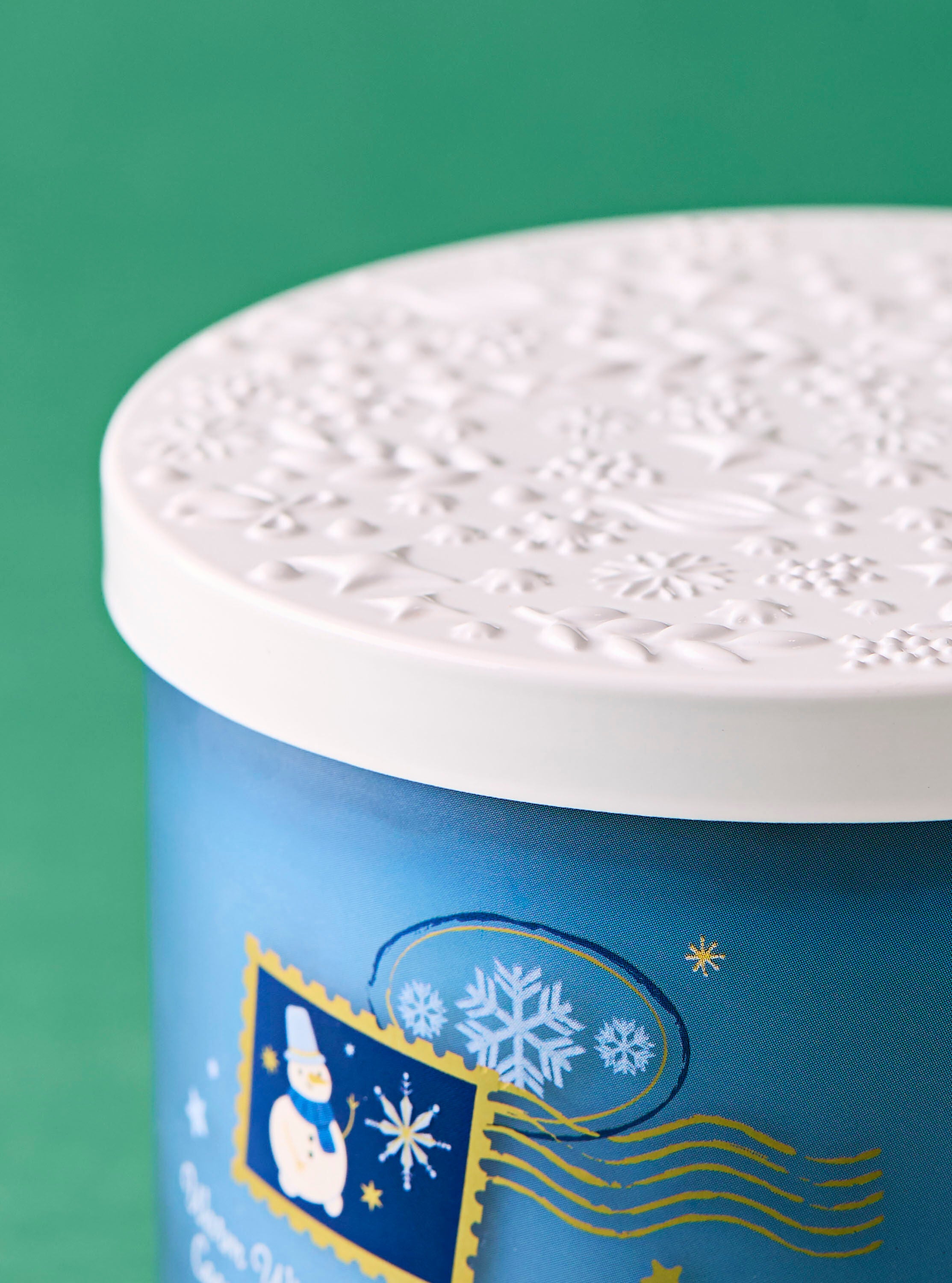 【新品未使用品♥】バスアンドボディワークス　キャンドル　3wick 新品 Let it Snow 3-Wick Candle | Bath & Body Works