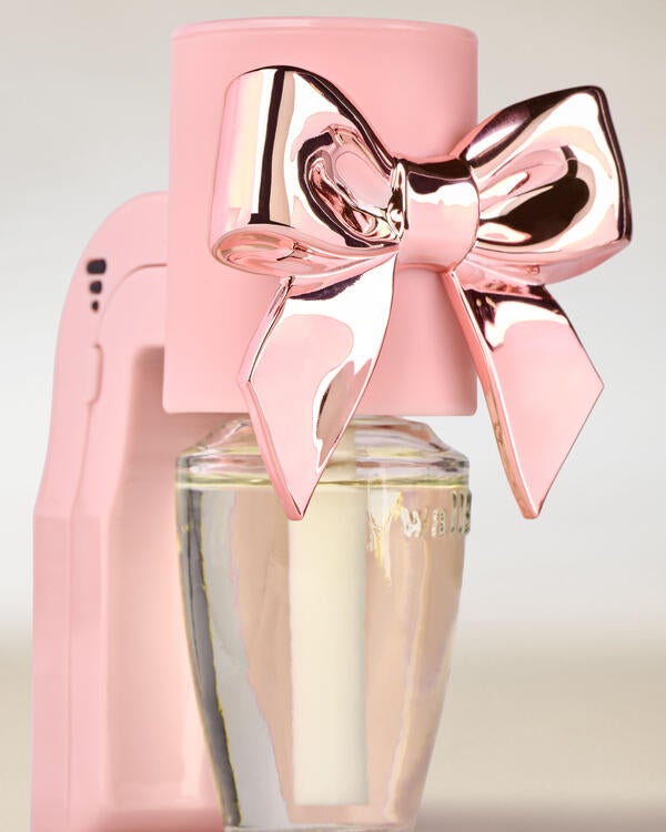 Bow Scent Control&trade; Wallflowers Fragrance Plug