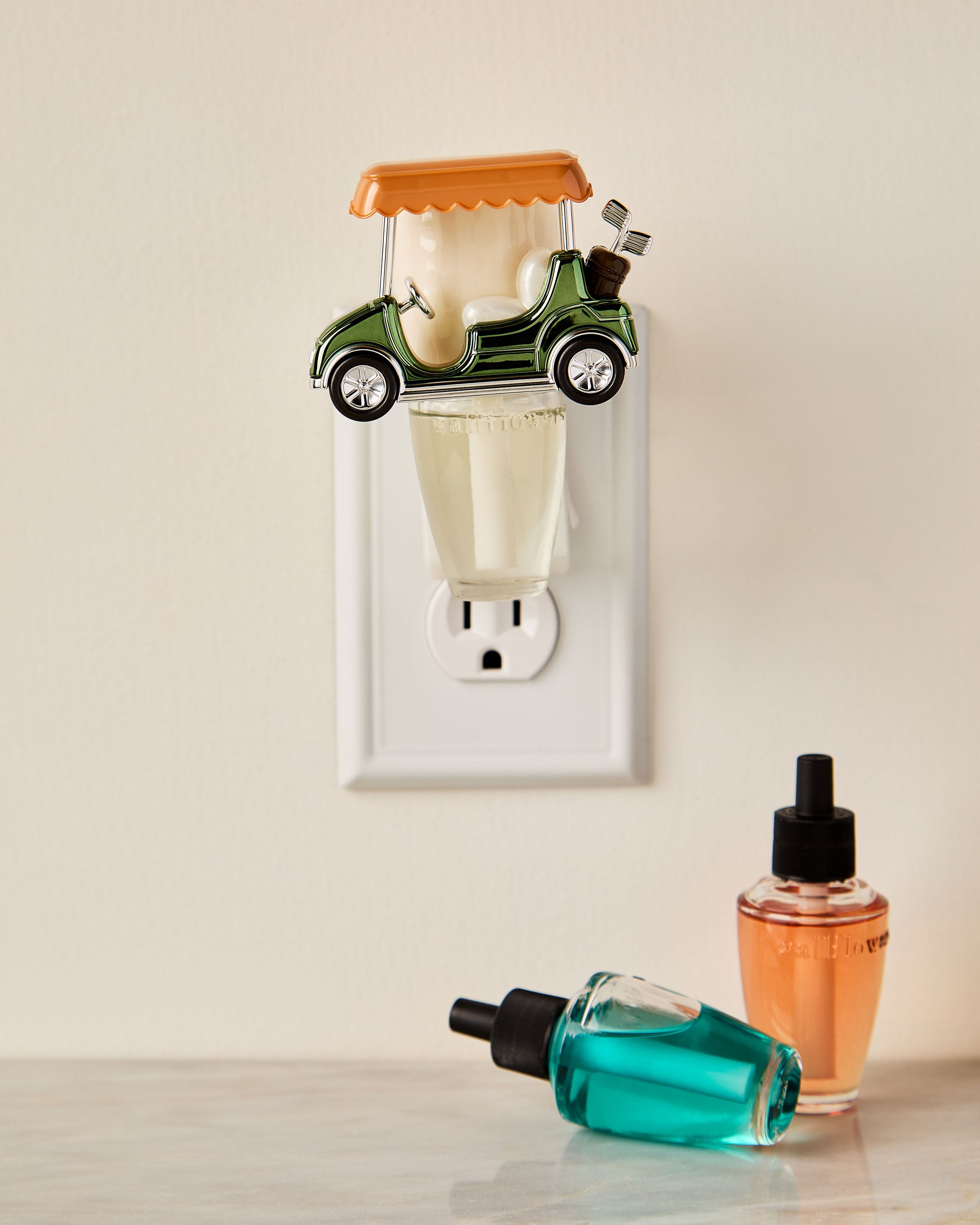 アロマグッズ Wallflowers Fragrance Plug Item Golf Cart Scent Control™ Wallflowers Fragrance Plug | Bath