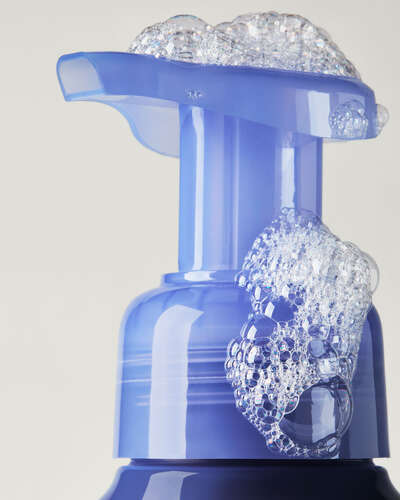 Fresh Cut Lilacs Gentle & Clean Foaming Hand Soap