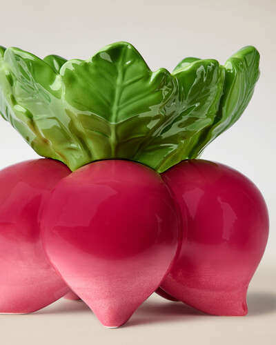 Beet Pedestal 3-Wick Candle Holder
