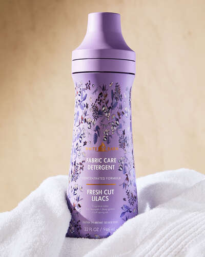 Fresh Cut Lilacs Laundry Detergent