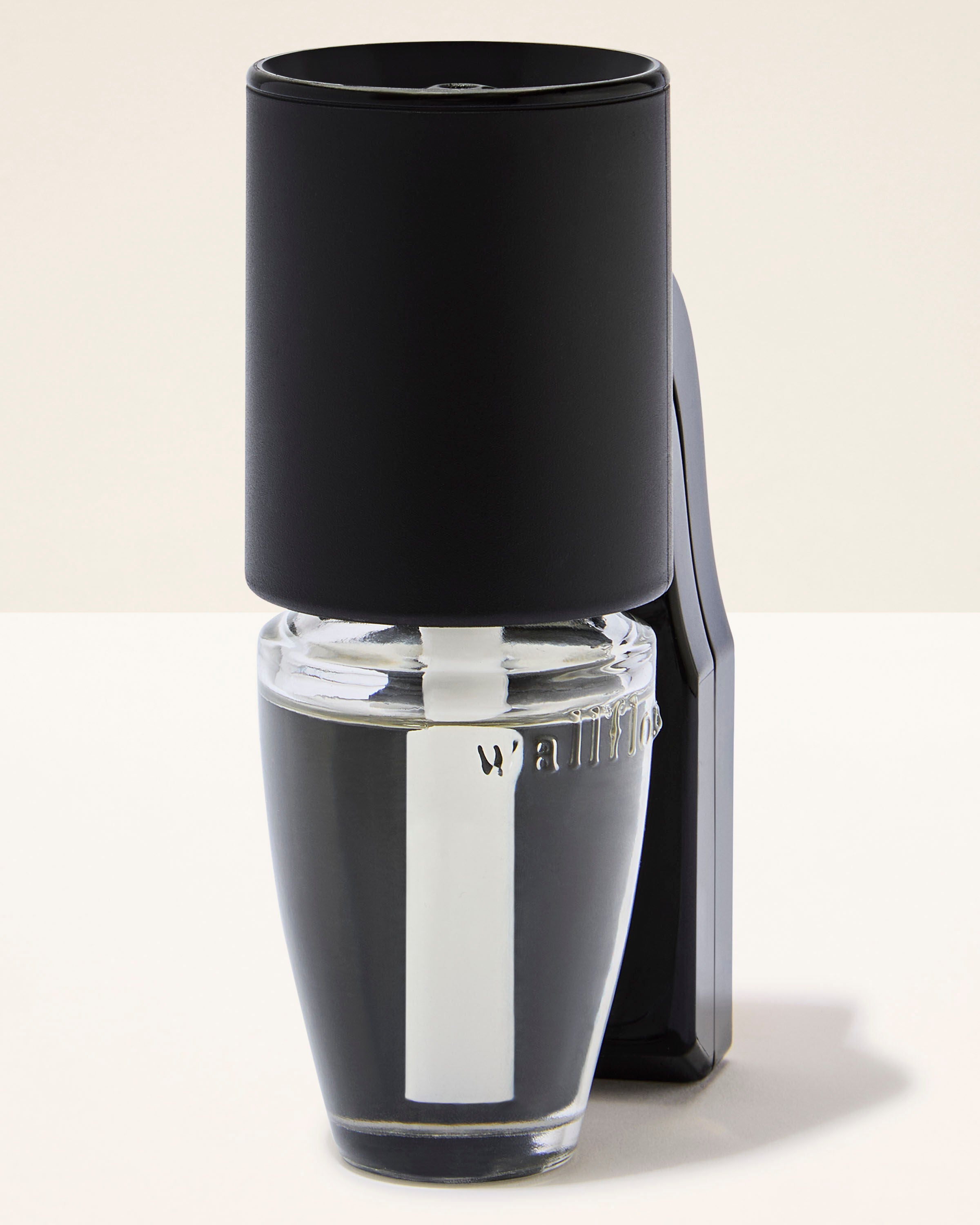 Black Scent Control™ Wallflowers Fragrance Plug | Bath