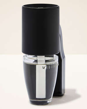 Black Scent Control™ Wallflowers Fragrance Plug