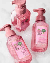 Strawberry Bite Gentle & Clean Foaming Hand Soap