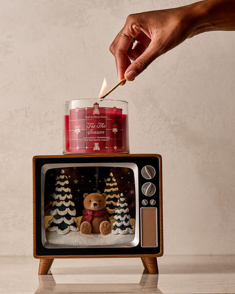 Light-Up Vintage TV Pedestal 3-Wick Candle Holder