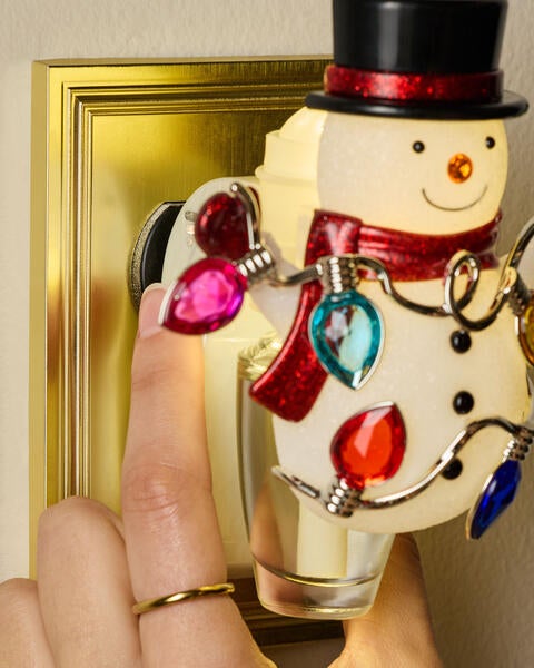 Festive Snowman Scent Control™ Nightlight Wallflowers Fragrance Plug