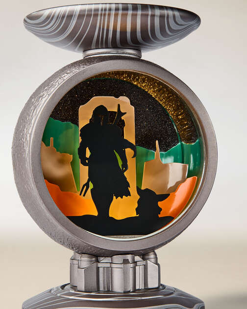 The Mandalorian Light-Up Pedestal 3-Wick Candle Holder