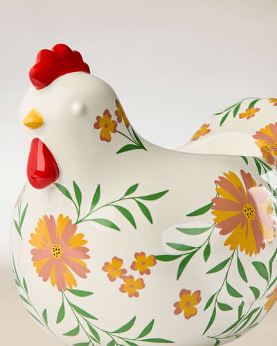 Floral Chicken Pedestal 3-Wick Candle Holder