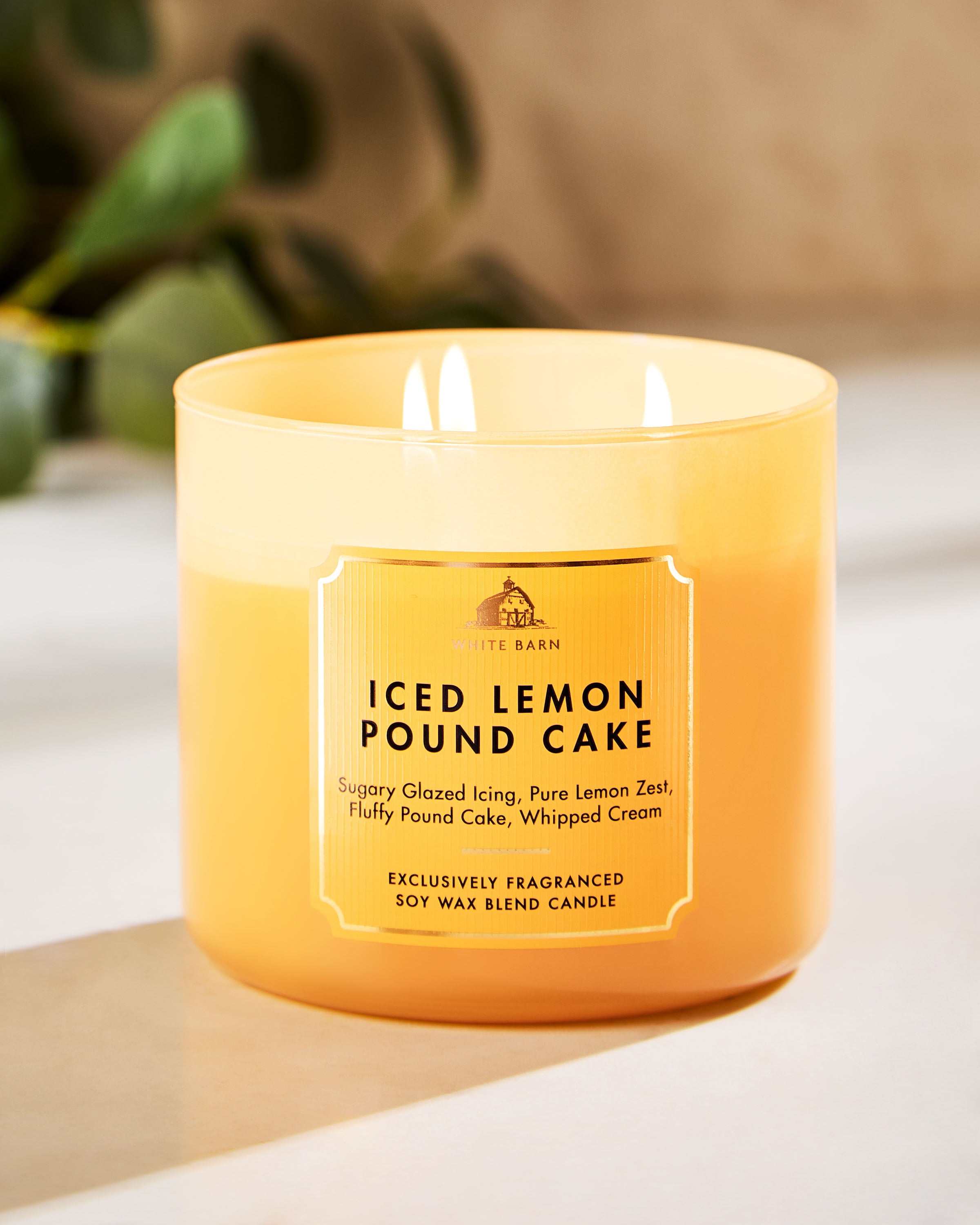 Iced Lemon Pound Cake 3-Wick Candle | Bath & Body Works
