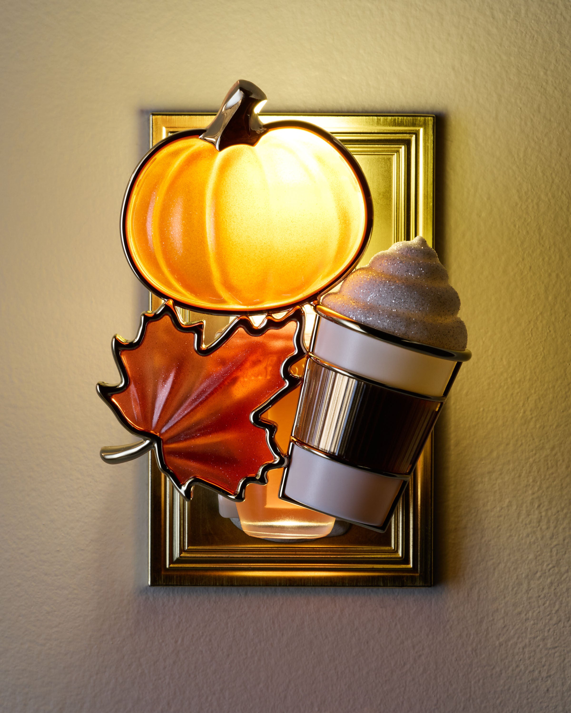 Fall Cluster Scent Control™ Nightlight Wallflowers Fragrance