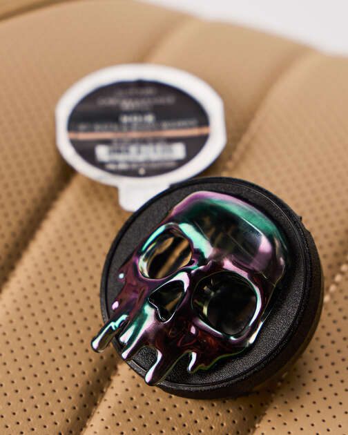 Dripping Skull Car Fragrance Holder