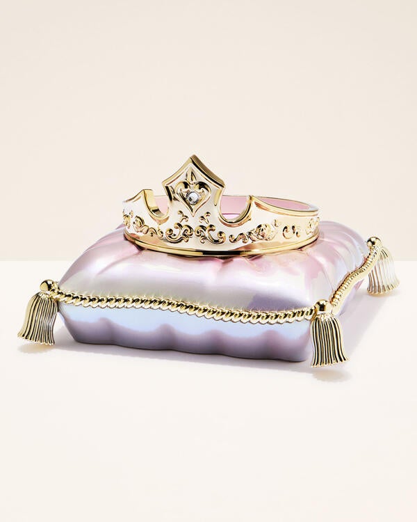 Aurora Crown Pedestal 3-Wick Candle Holder