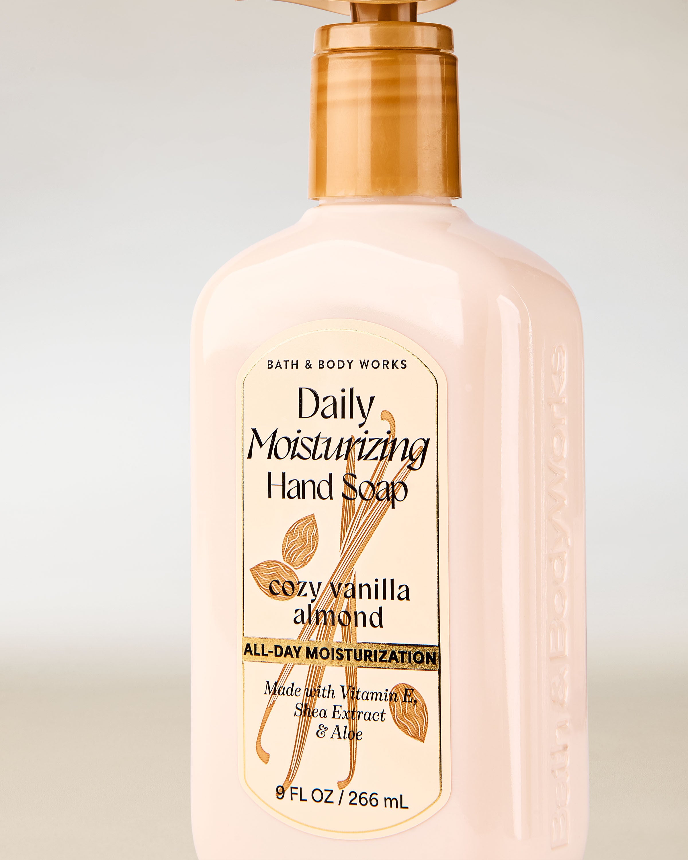 Cozy Vanilla Almond Daily Moisturizing Hand Soap | Bath & Body Works