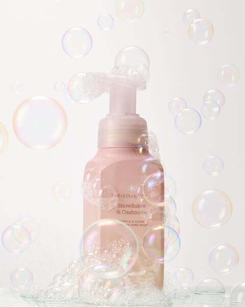 Snowflakes & Cashmere Gentle & Clean Foaming Hand Soap