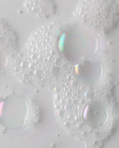 Snowflakes & Cashmere Body Wash
