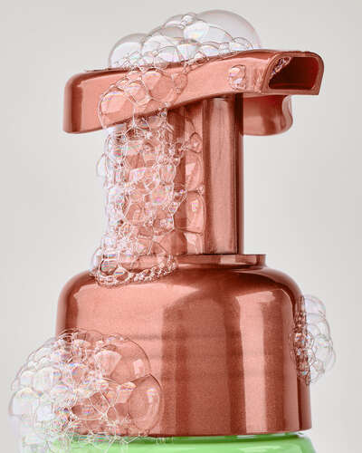 Sweet Kiwi & Starfruit Gentle & Clean Foaming Hand Soap