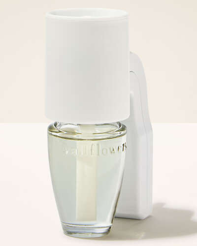 White Scent Control&trade; Wallflowers Fragrance Plug