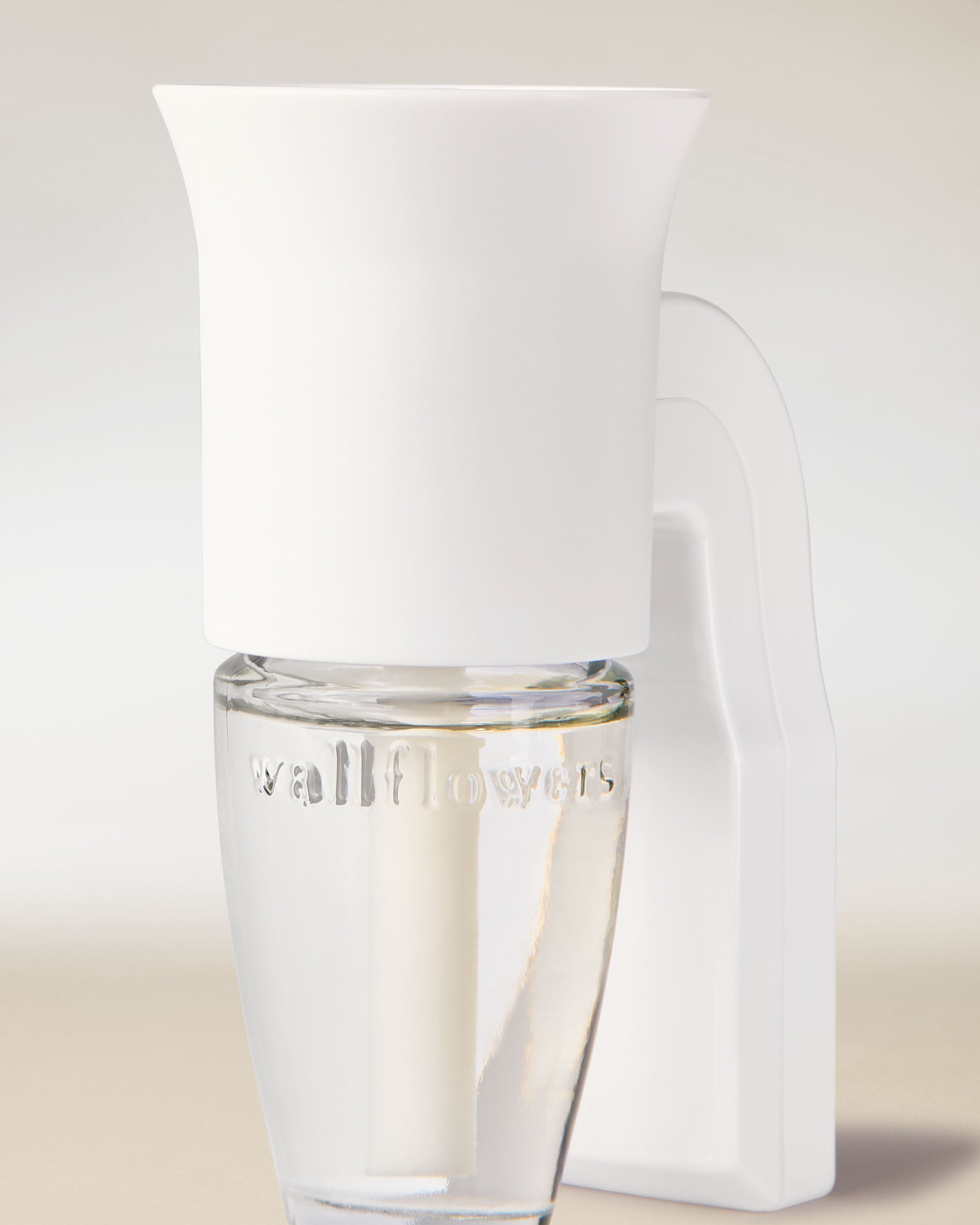 White Flare Wallflowers Fragrance Plug | Bath & Body Works