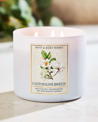 Clothesline Breeze 3-Wick Candle