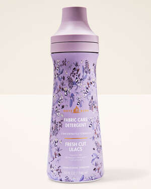 Fresh Cut Lilacs Laundry Detergent