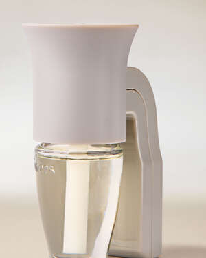 Gray Flare Wallflowers Fragrance Plug