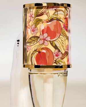 Vera Bradley Peach Scent Control&trade; Nightlight Wallflowers Fragrance Plug