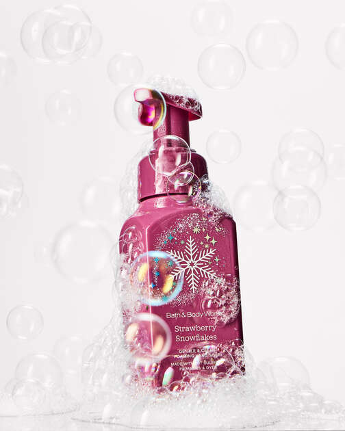 Strawberry Snowflakes Gentle & Clean Foaming Hand Soap