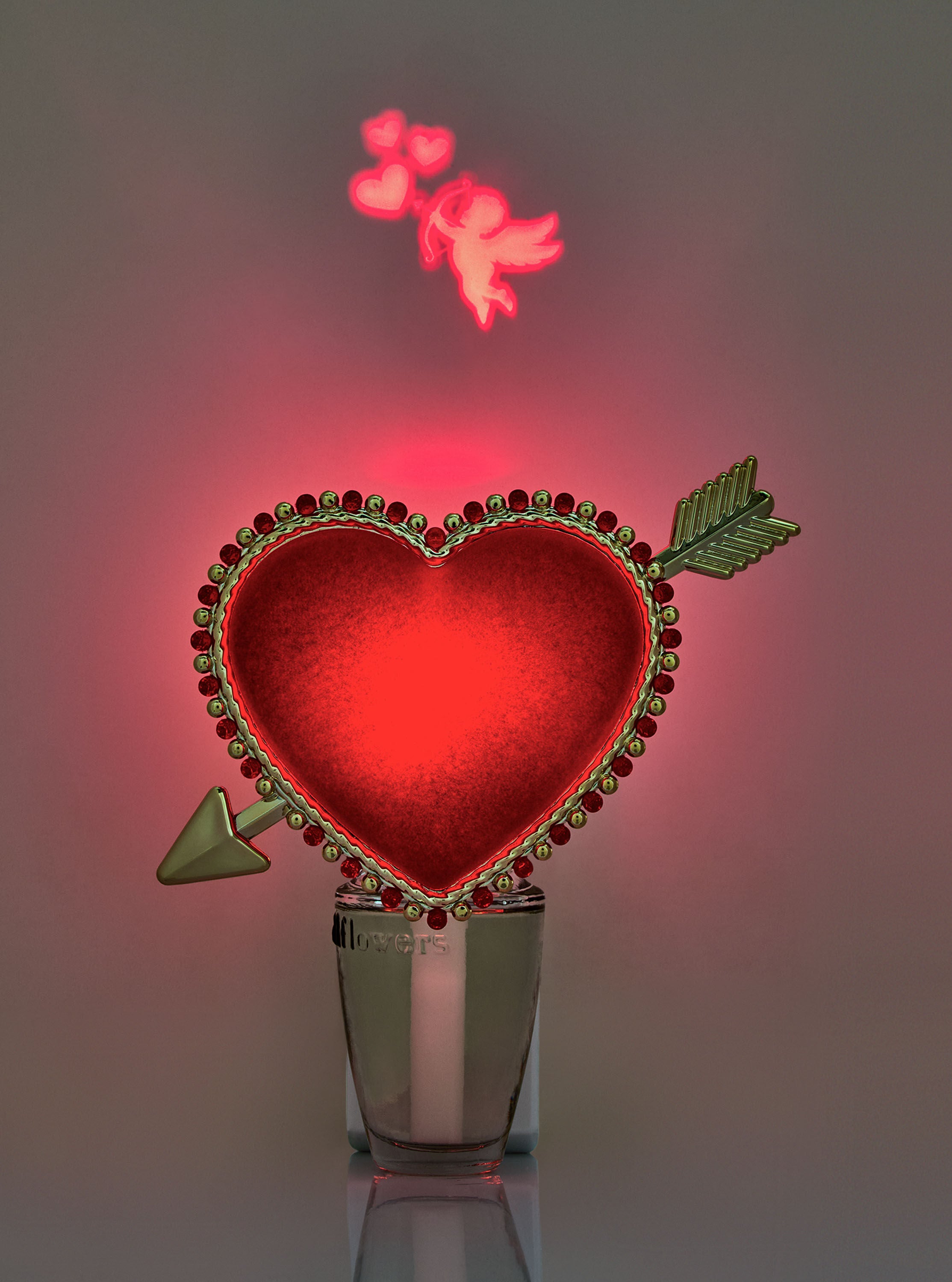 【サイズ交換ＯＫ】 Cupid's Bath | Plug Fragrance Wallflowers Projector Heart 芳香器・アロマポット・アロマストーン