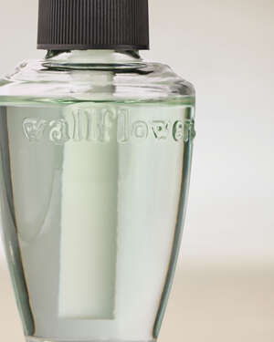 White Tea & Sage Wallflowers Fragrance Refill