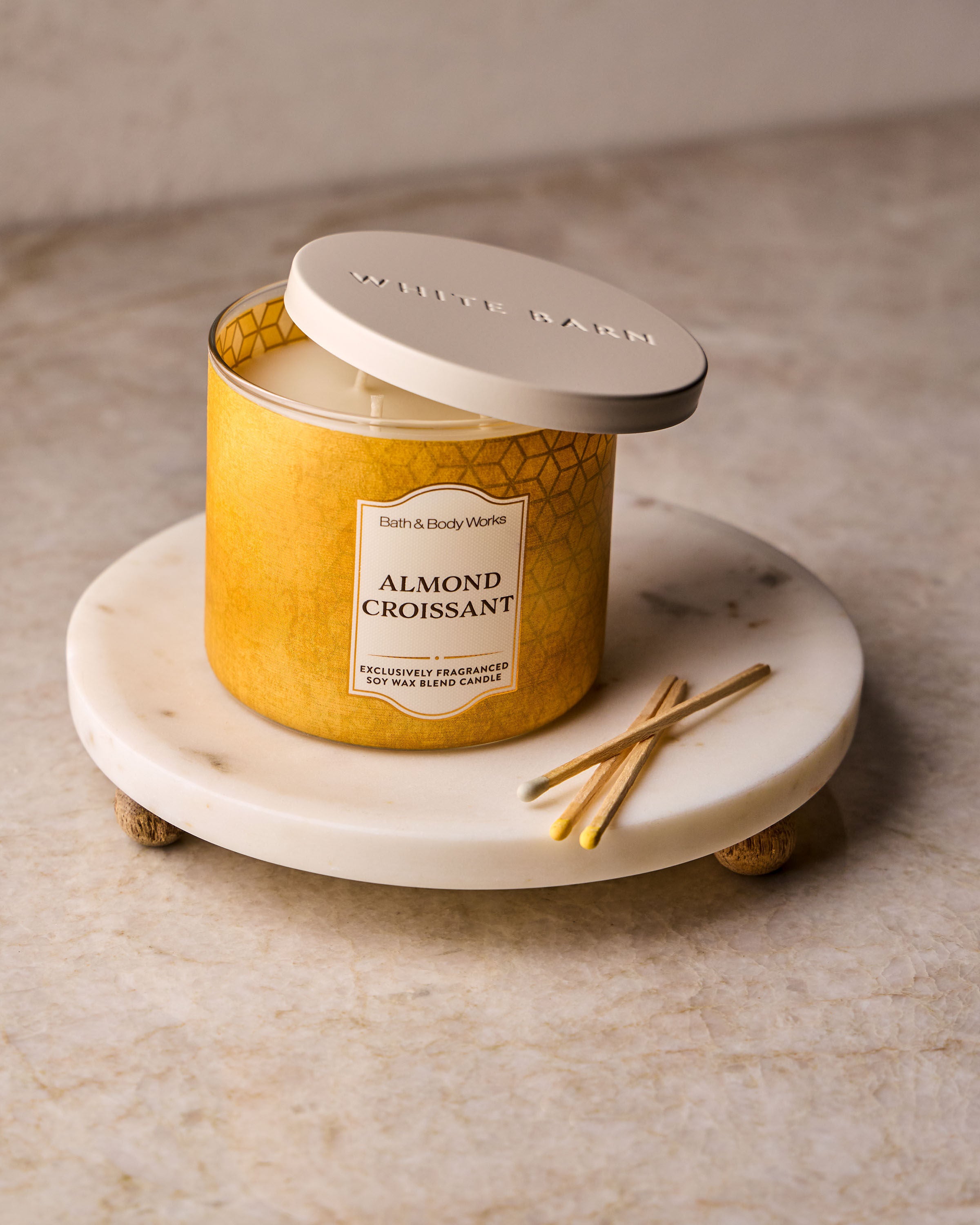 Almond Croissant 3-Wick Candle | Bath & Body Works