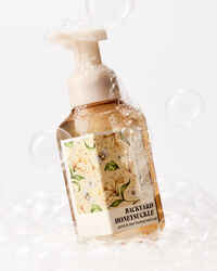 Backyard Honeysuckle Gentle & Clean Foaming Hand Soap