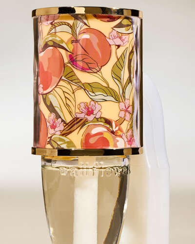 Vera Bradley Peach Scent Control&trade; Nightlight Wallflowers Fragrance Plug